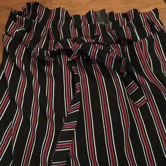 Tie Front Striped Paper Bag Pants - Picture 2 of 3